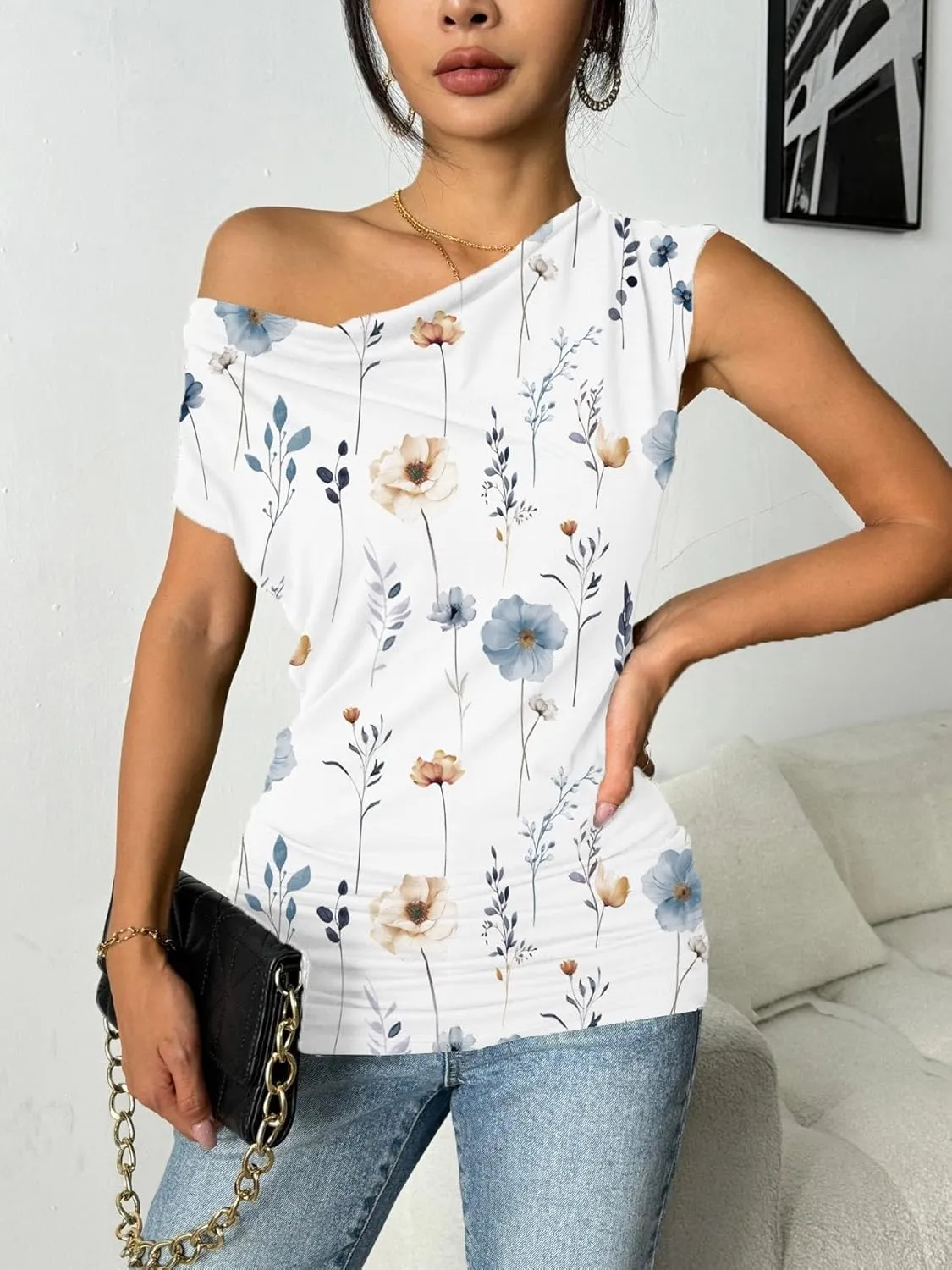 Zeagoo Tank Top for Women Trendy Going Out Tops Sleeveless Shirts Ruched Business Casual Basic Tunic Tops